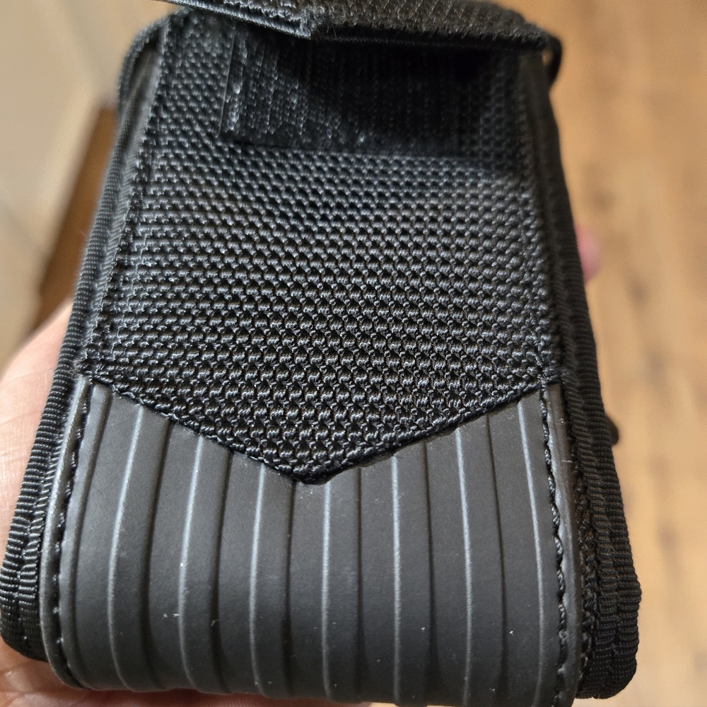 Case - Picture 5 of 9